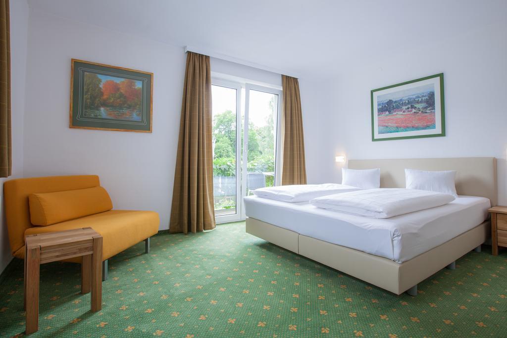 Hotel Wolke 7 Reutte Exterior photo